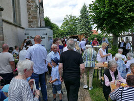 Kirchweih- und Johannifest (Foto: Karl-Franz Thiede)